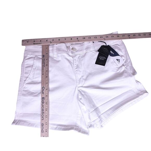 American Eagle AEO WHITE SHORTS Women's 12 Super Stretch Shape Cuffed Twill NWT - Picture 7 of 8